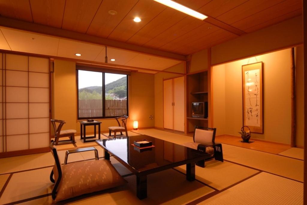Marukyu Ryokan Идзу Номер фото